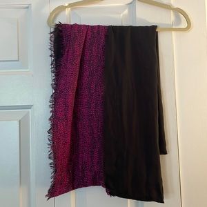 Closet closing Thursday!! Purple pattern Infiniti scarf